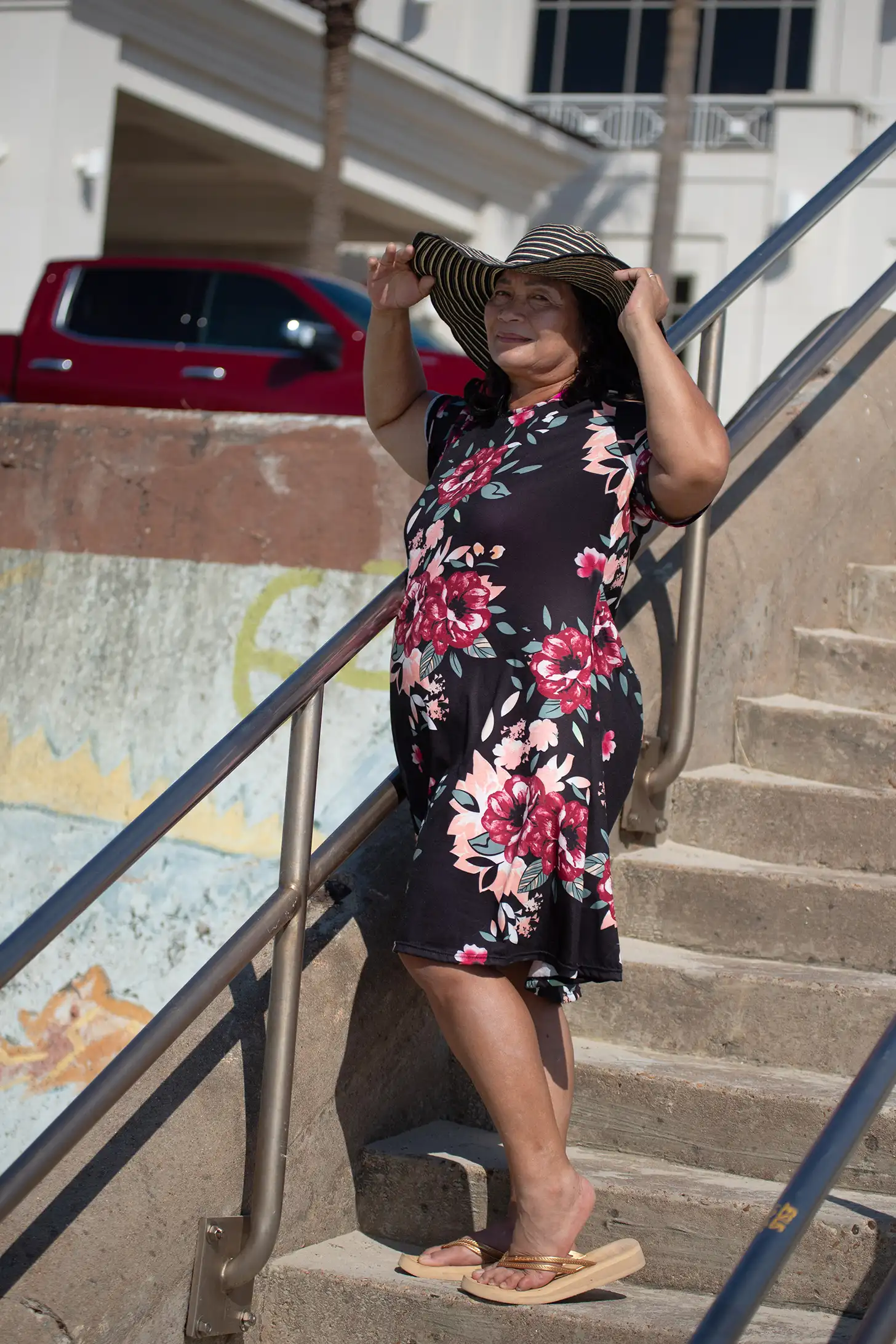 Lifestyle – Lucille_Galveston_Pose_09.04.2025_006.webp