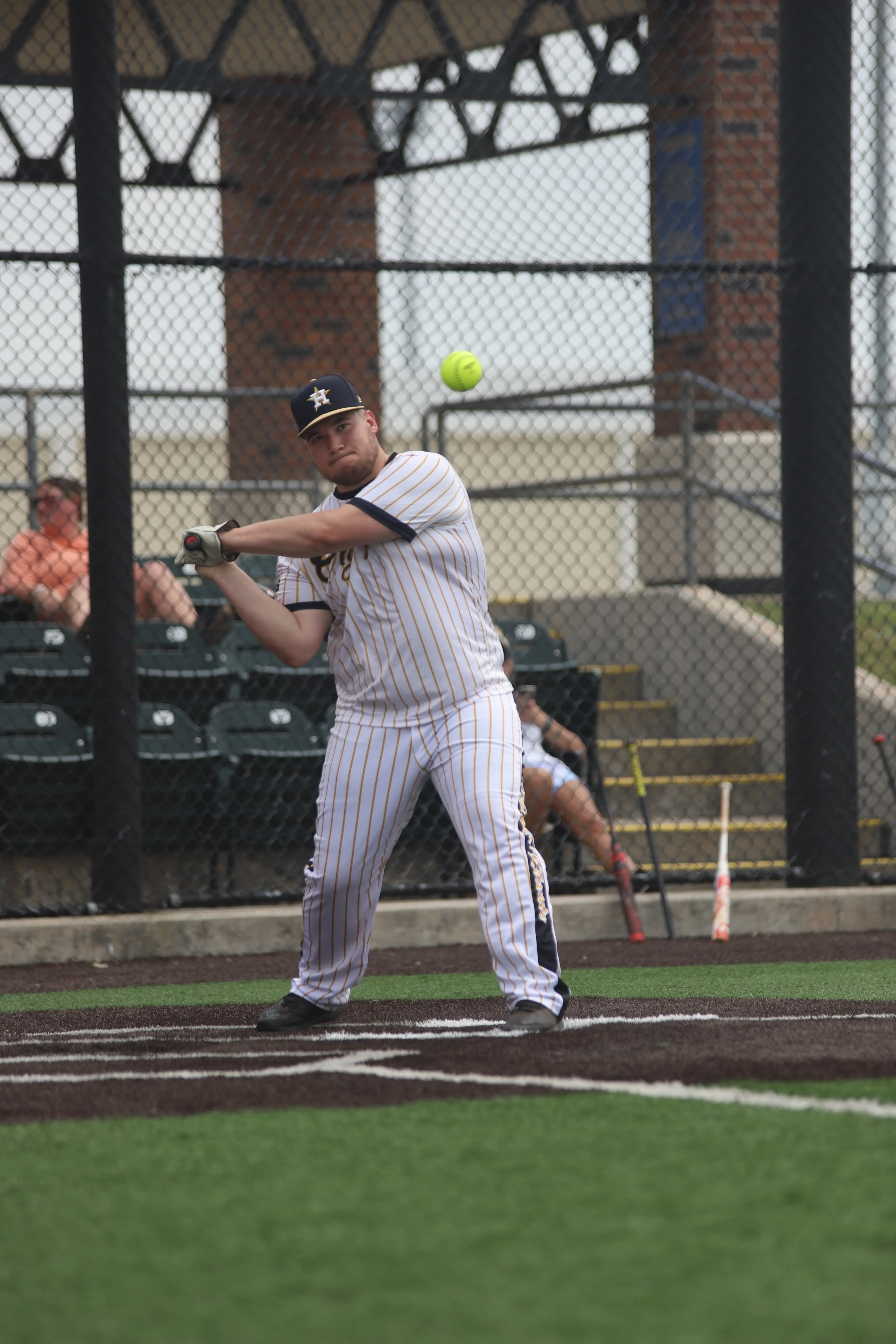 Sports – Olympia_Hustlers061723_079.webp